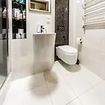 Hotelove Z Sauna Apartamento *