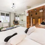 Hotelove Z Sauna Apartamento